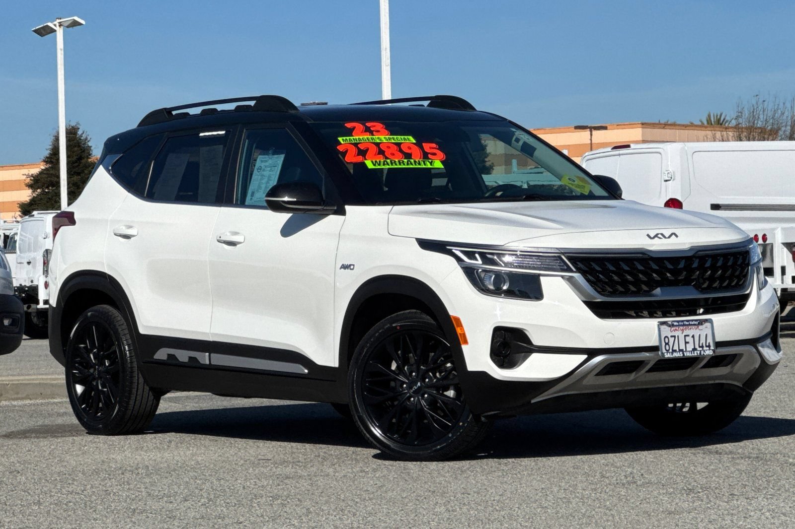 Used 2022 Kia Seltos Nightfall Edition AWD/4WD image 2