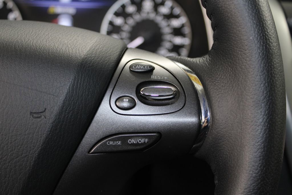 Used 2024 Nissan Murano SL image 37