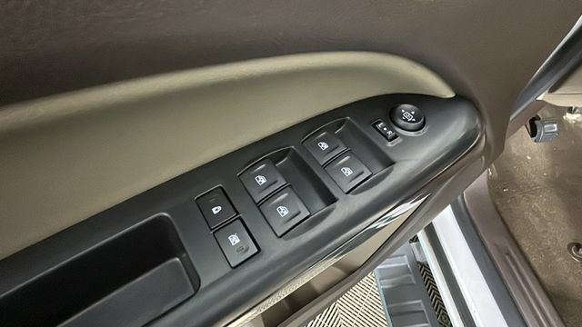Used 2015 GMC Canyon SLE AWD/4WD image 10