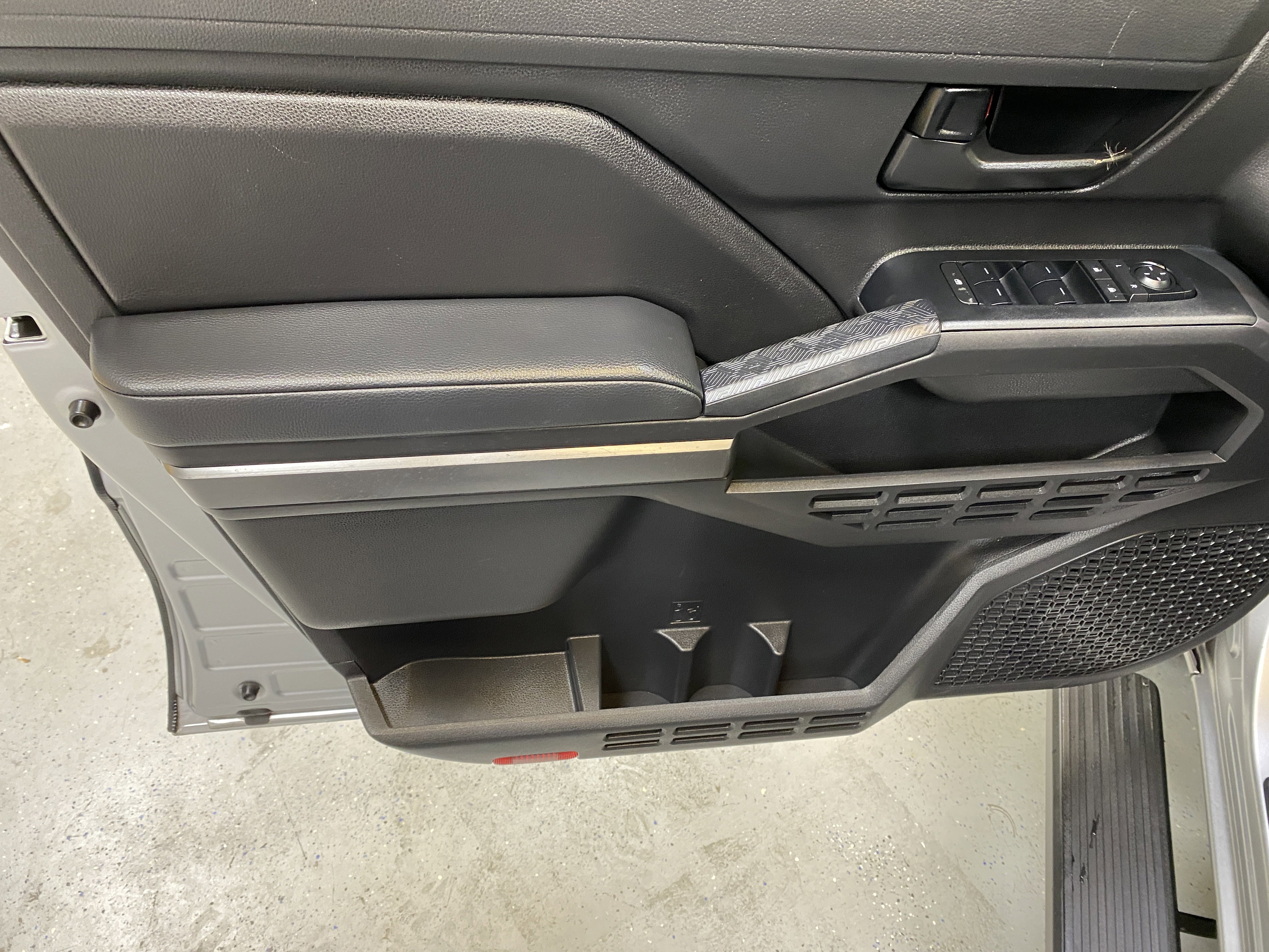 Used 2024 Toyota Tacoma SR5 image 23