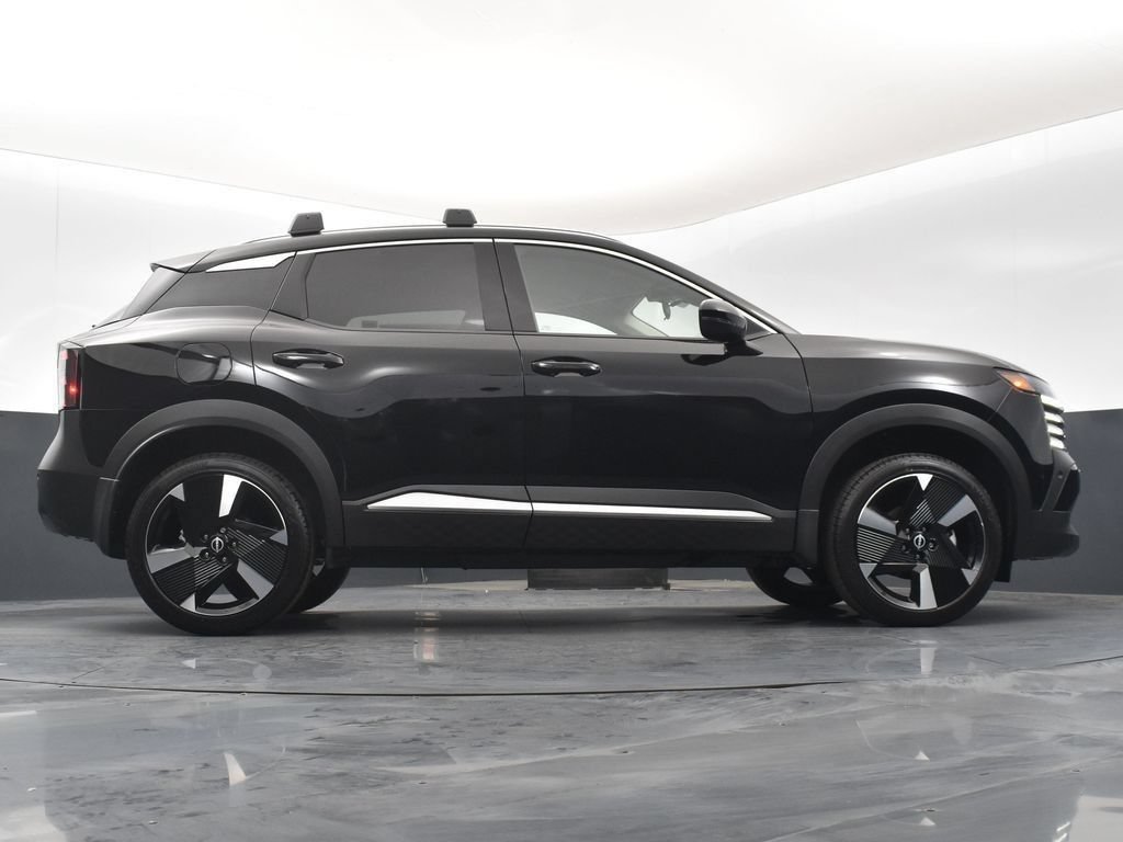 New 2026 Nissan Kicks SR FWD image 43