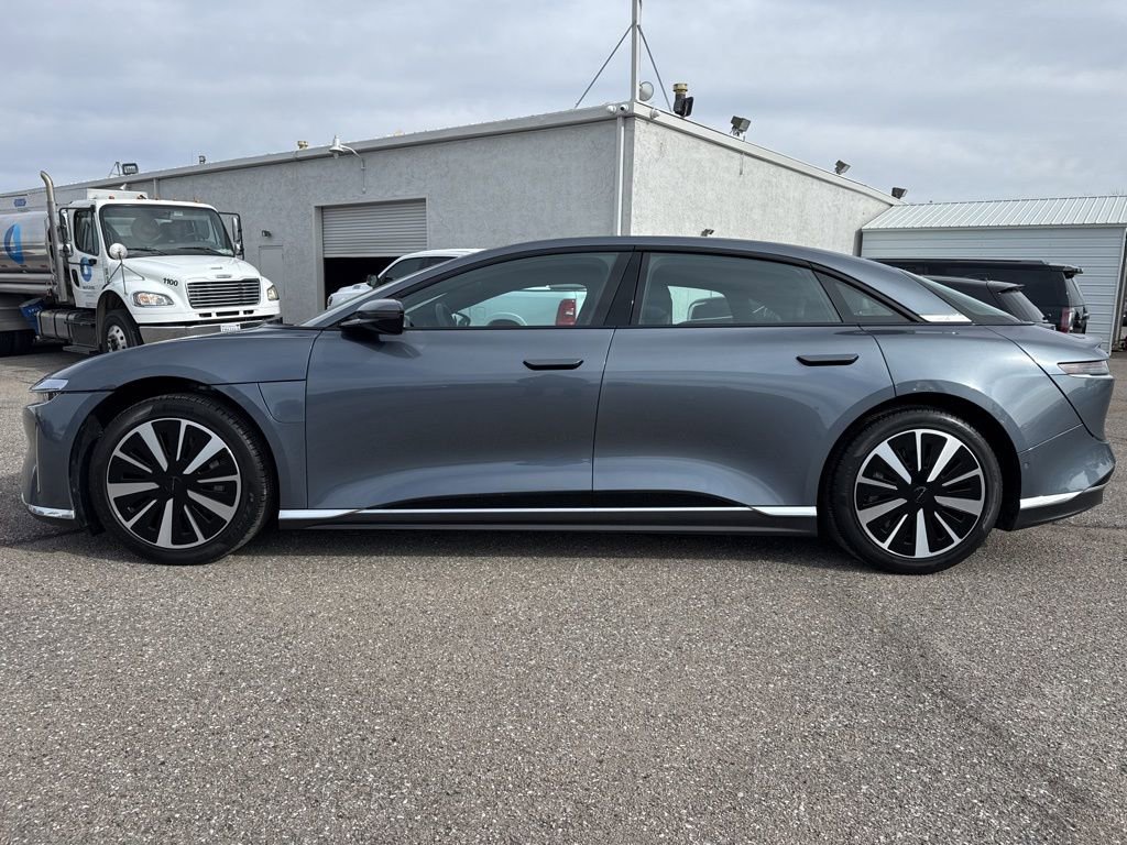 Used 2023 Lucid Air Pure image 4