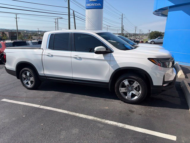 Used 2025 Honda Ridgeline RTL image 2