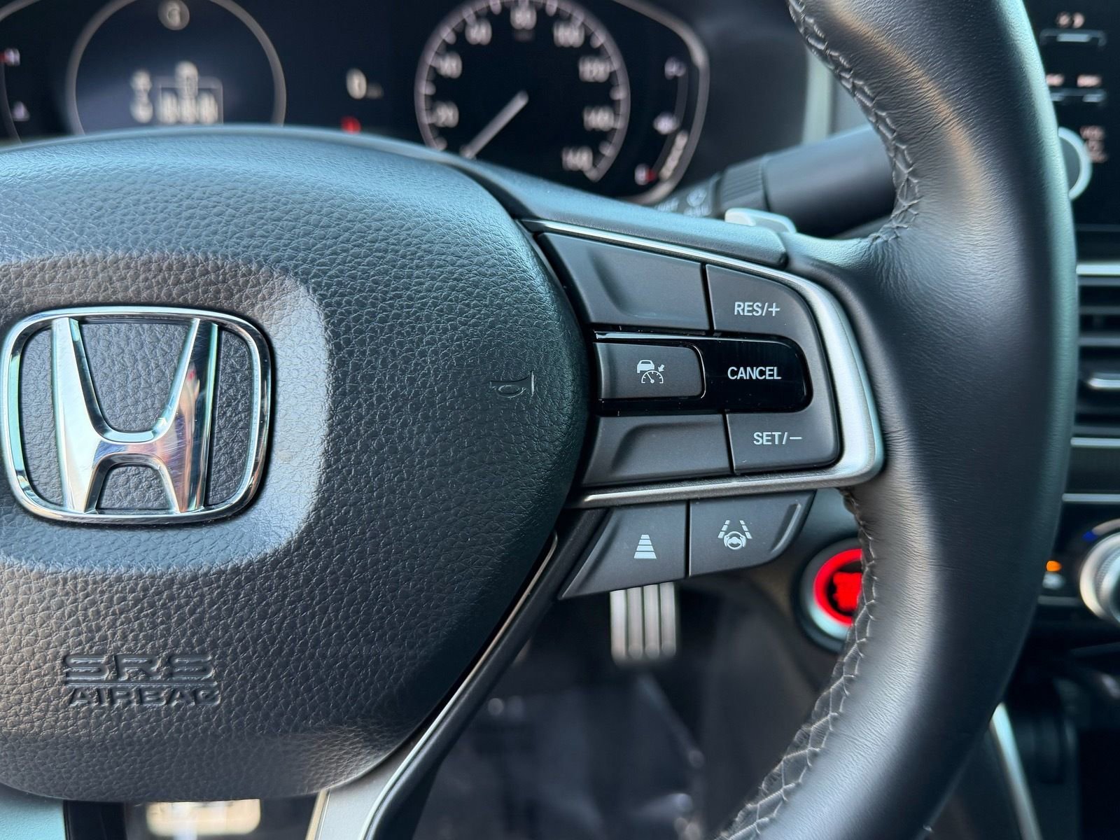 Used 2022 Honda Accord Sport image 35