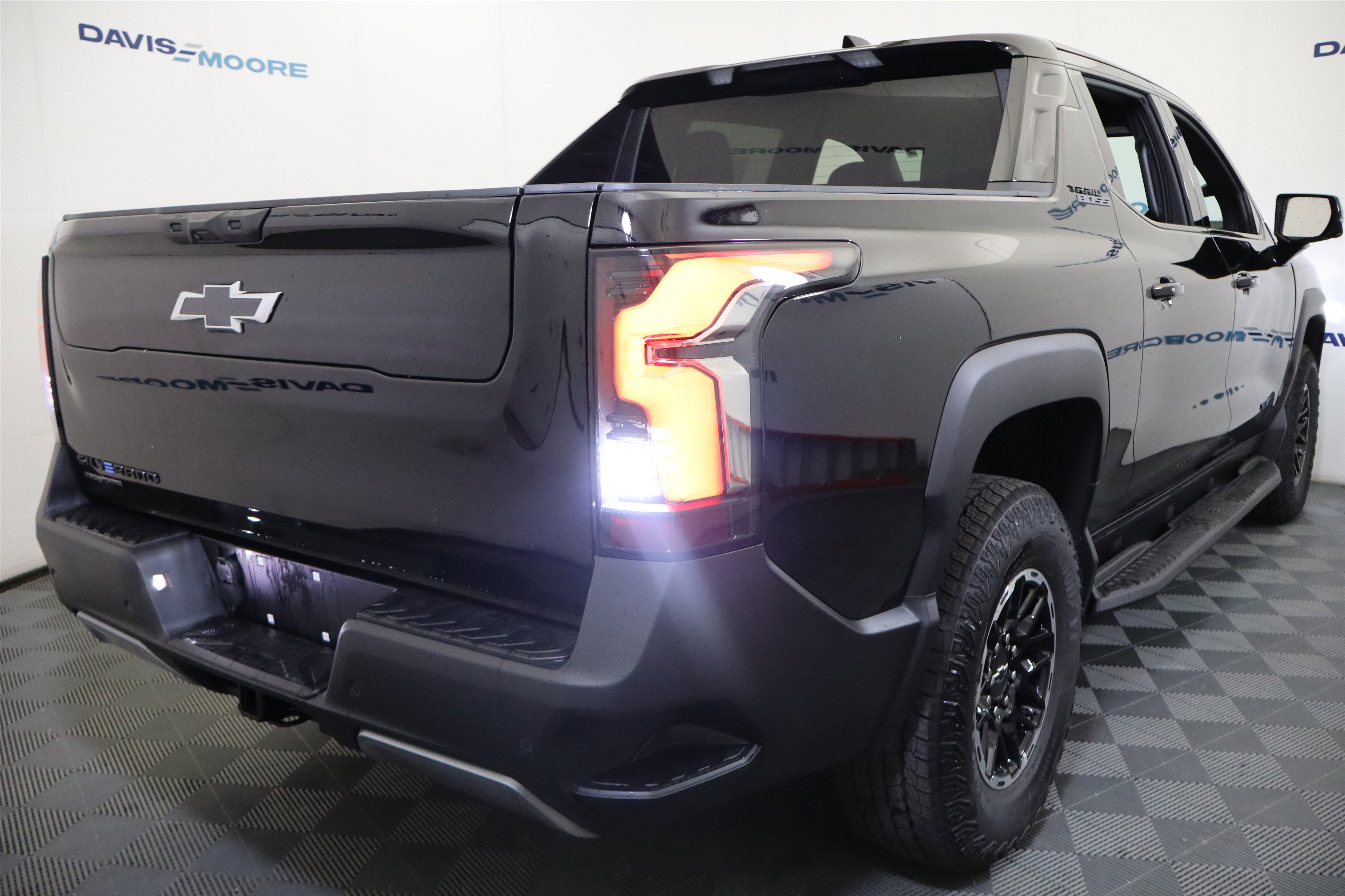 New 2026 Chevrolet Silverado EV Trail Boss w/ Plus Package image 5