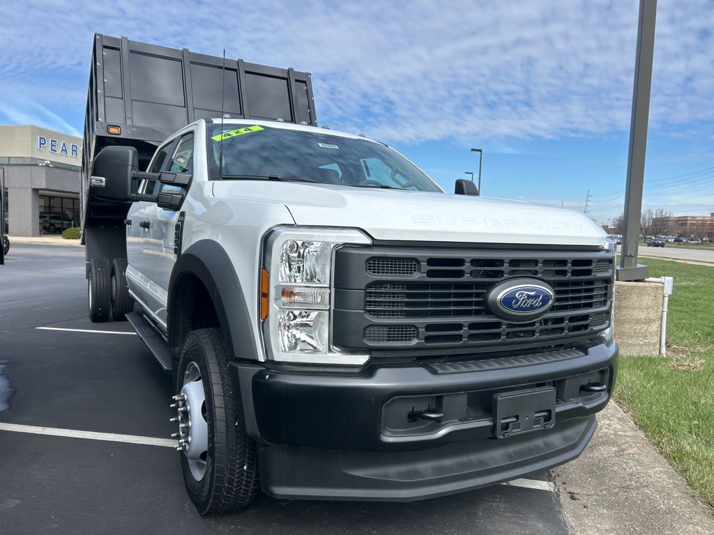 New 2026 Ford F550 4x4 Crew Cab image 2
