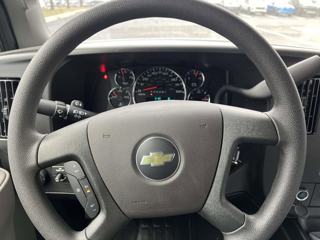 New 2025 Chevrolet Express 2500 Work Van w/ Driver Convenience Package image 18