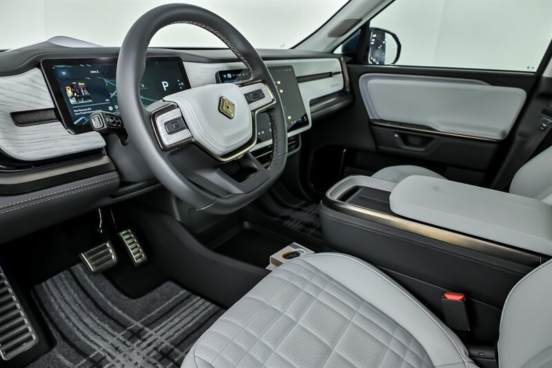 Used 2025 Rivian R1T Premium AWD/4WD image 20
