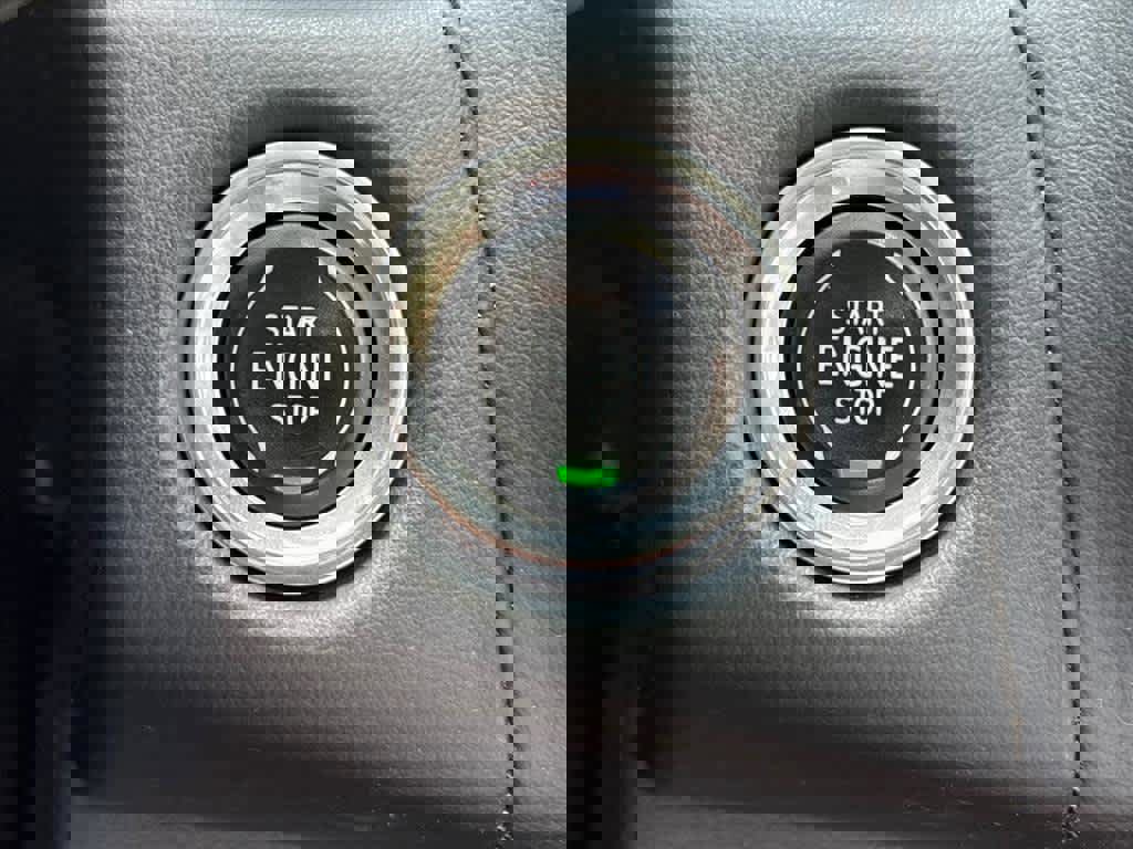 Used 2021 GMC Yukon AT4 w/ Rear Media and Nav Package image 18