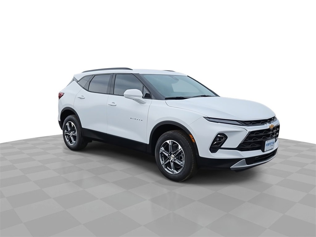 New 2026 Chevrolet Blazer LT w/ Convenience Package image 2