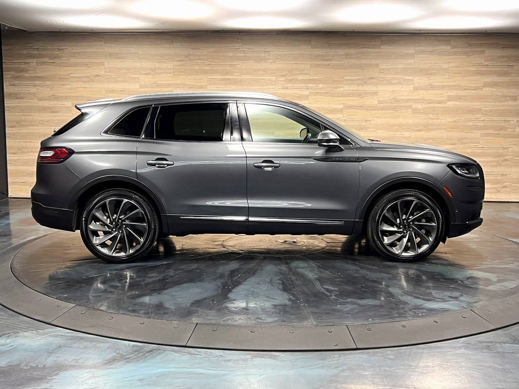 Used 2022 Lincoln Nautilus Reserve w/ Equipment Group 201A AWD/4WD image 11