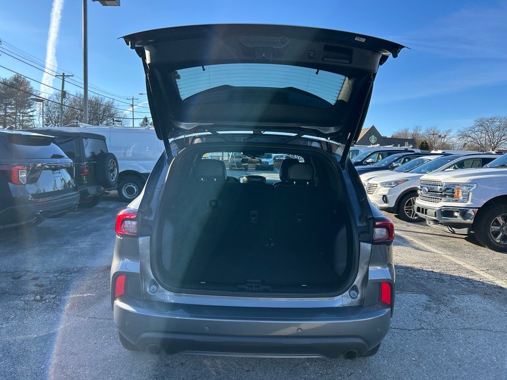 Used 2023 Ford Escape ST-Line w/ Tech Pack #1 image 14
