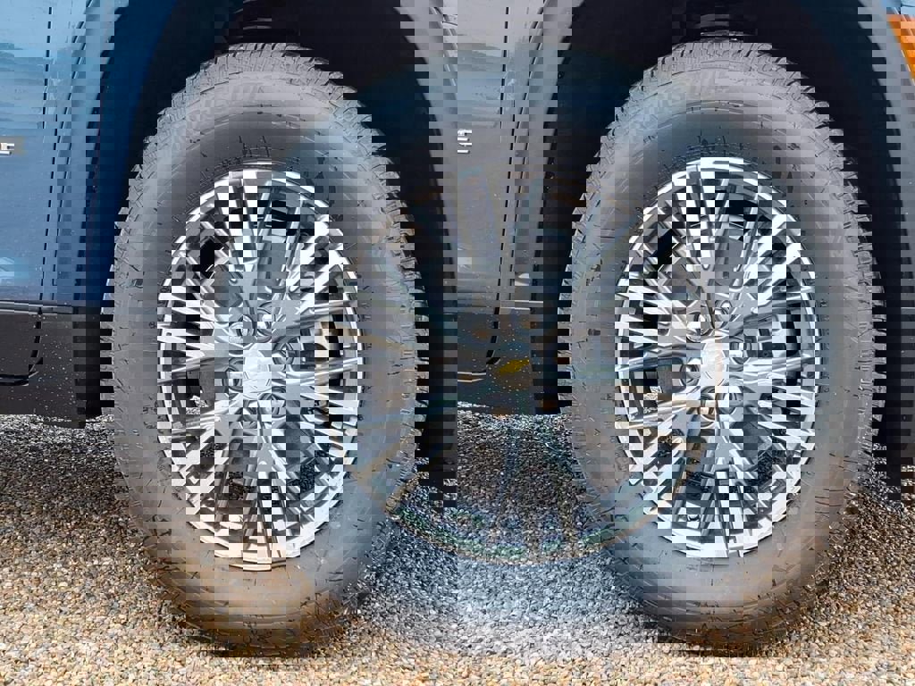 New 2026 Chevrolet Traverse LT image 10