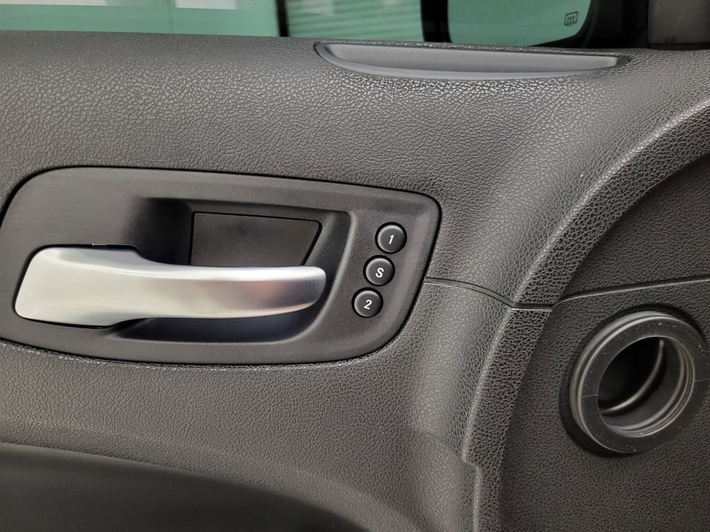 Used 2023 Chrysler 300 Touring L w/ Popular Equipment Group image 2