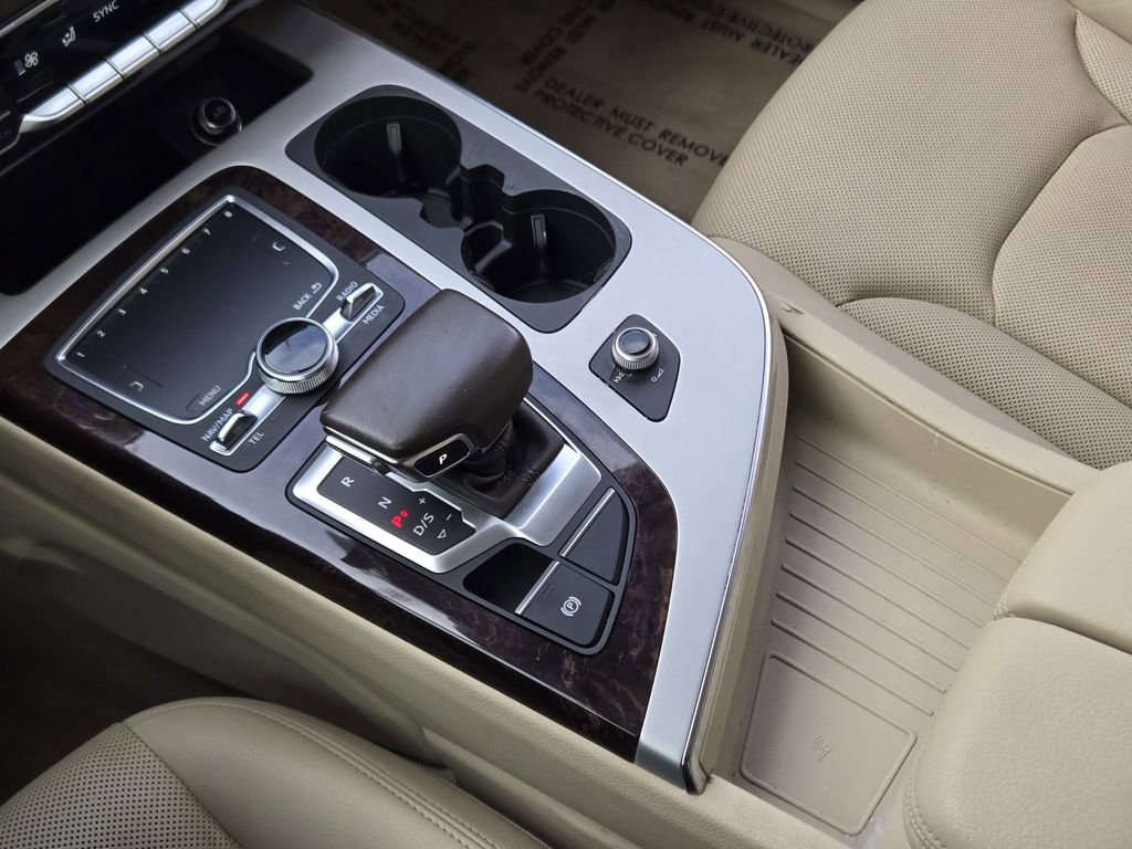 Used 2019 Audi Q7 2.0T Premium Plus w/ Premium Plus Package image 23