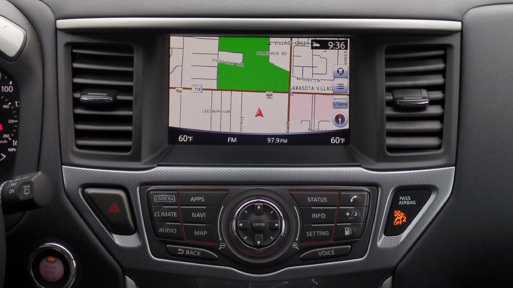 Certified 2020 Nissan Pathfinder SL FWD image 14