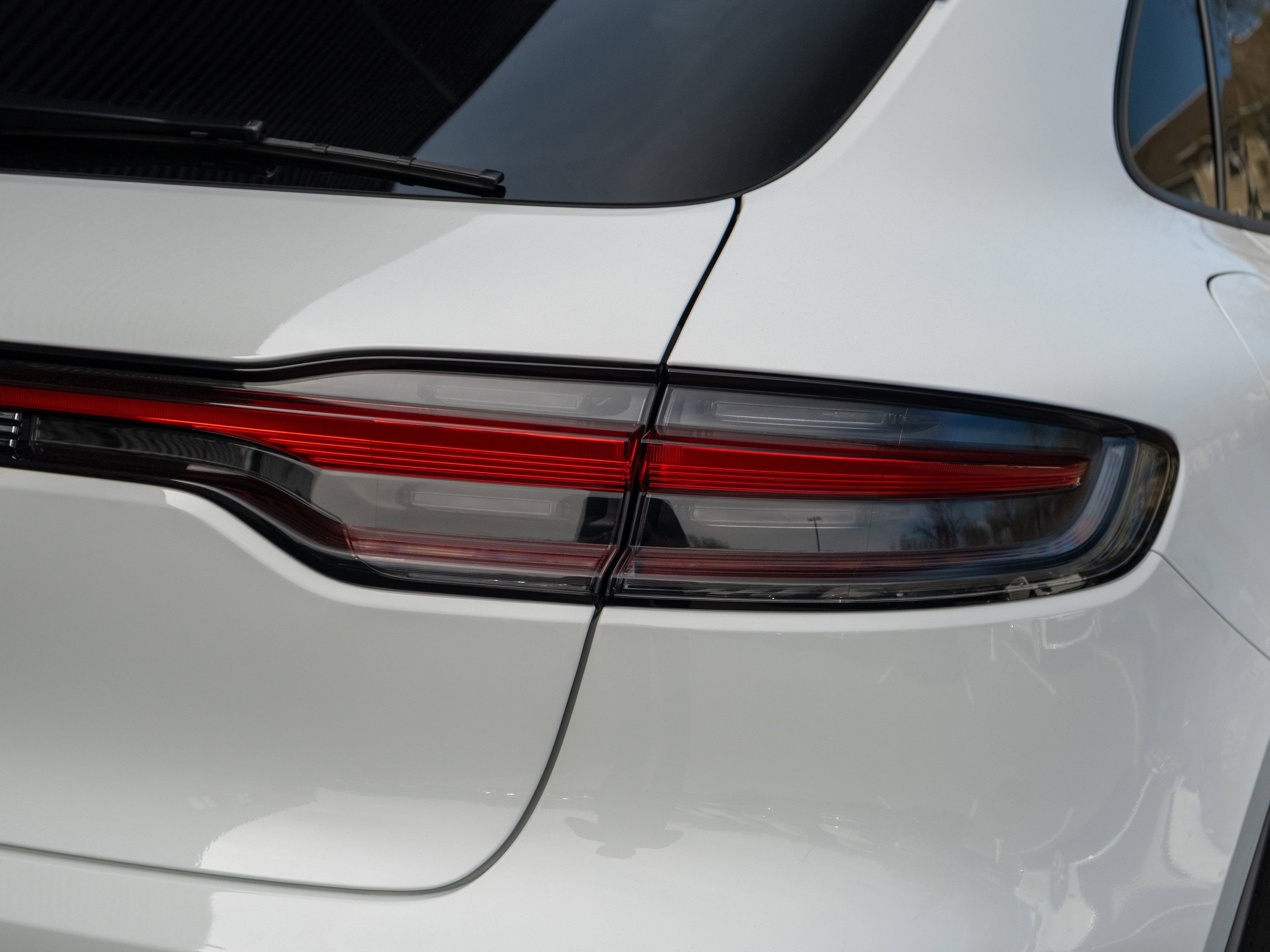 Certified 2026 Porsche Macan AWD/4WD image 48