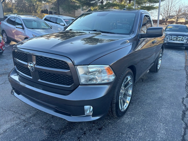 Used 2014 RAM 1500 Express image 2