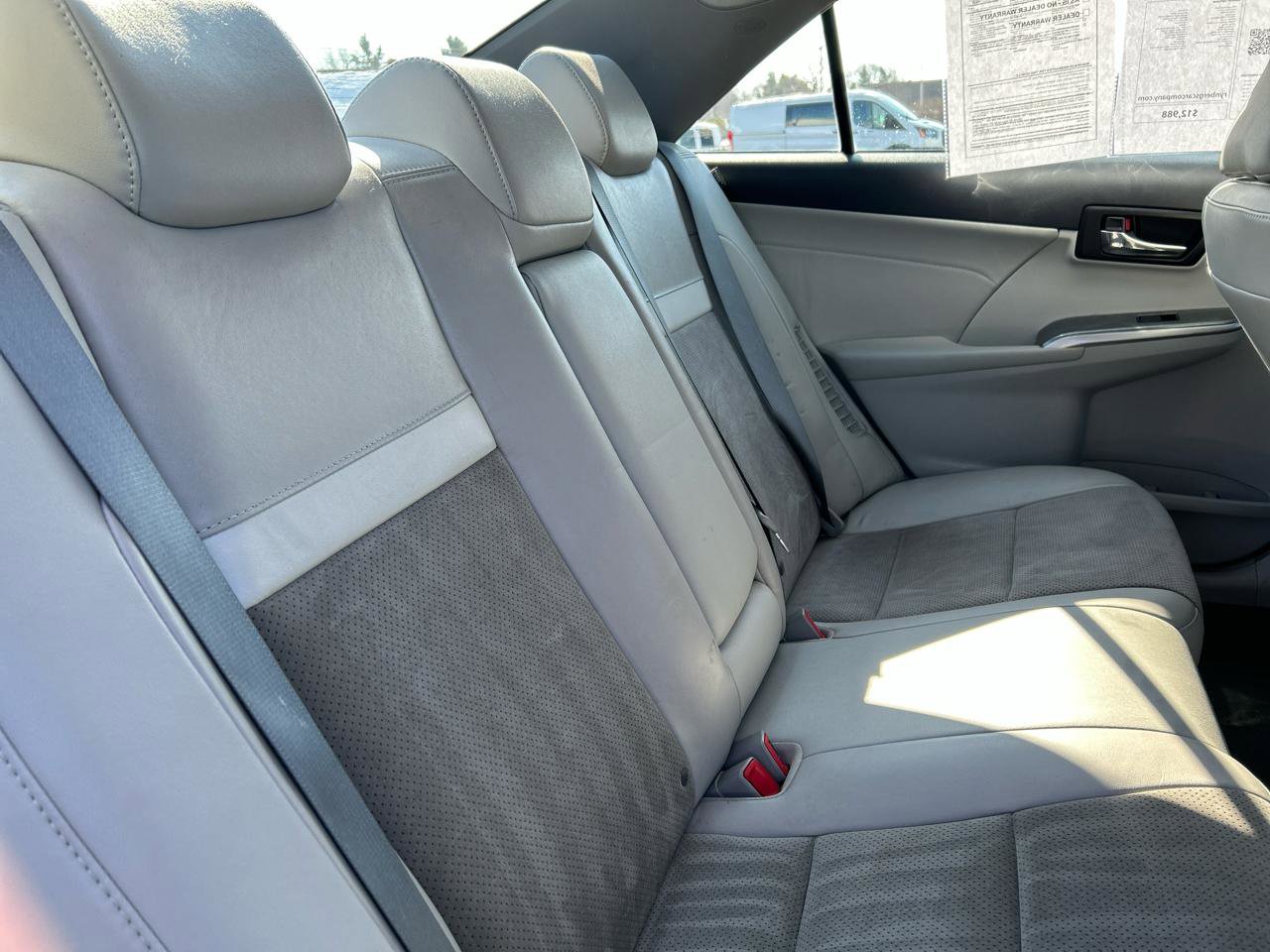 Used 2014 Toyota Camry XLE image 25