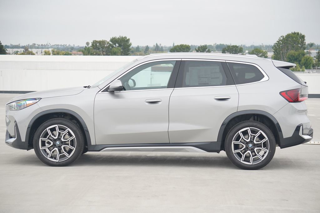 Used 2025 BMW X1 xDrive28i w/ Convenience Package image 4