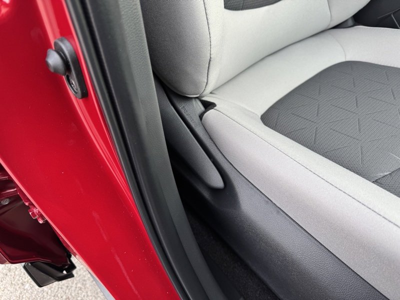 New 2025 Toyota RAV4 XLE image 33