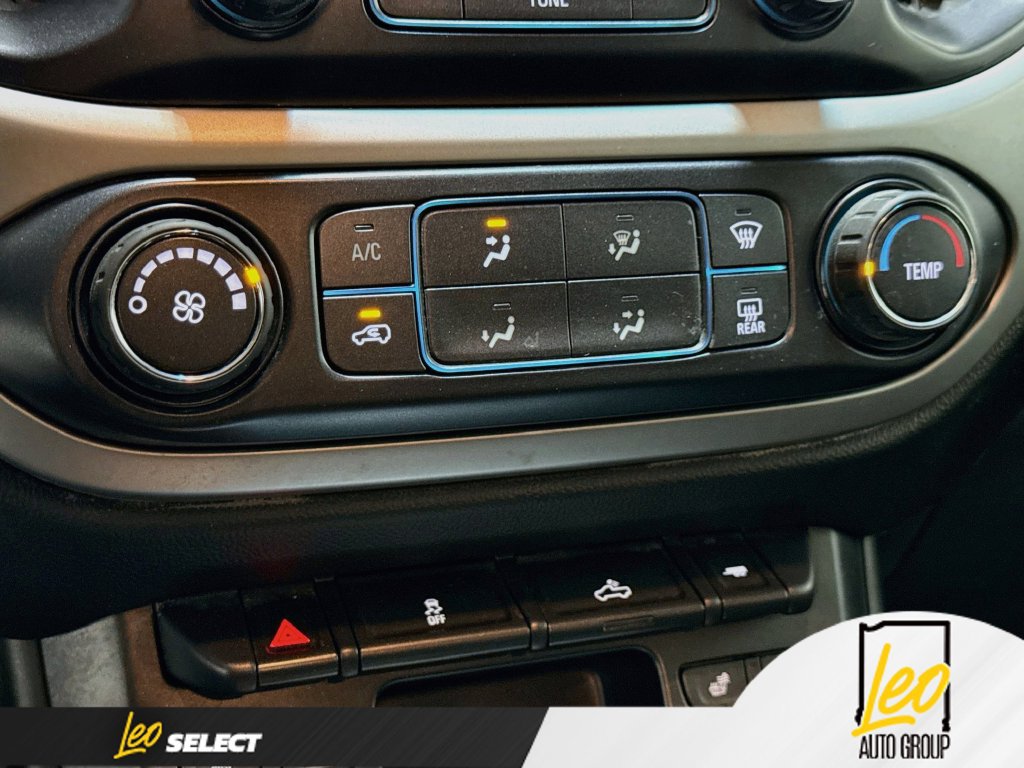 Used 2018 Chevrolet Colorado LT w/ LT Convenience Package AWD/4WD image 17