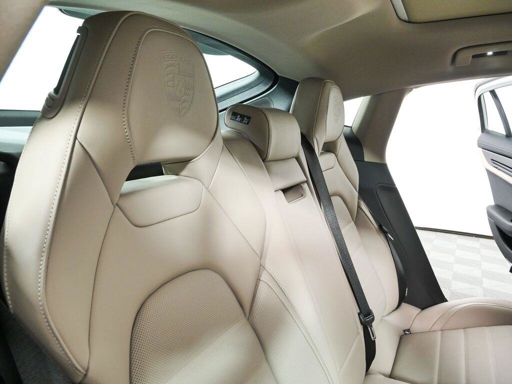 New 2026 Porsche Panamera 4 AWD/4WD image 23