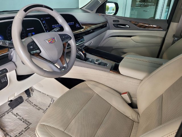 Certified 2023 Cadillac Escalade Sport Platinum AWD/4WD image 10