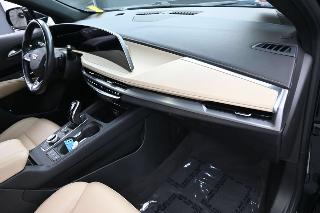 Used 2024 Cadillac XT4 Luxury FWD image 46