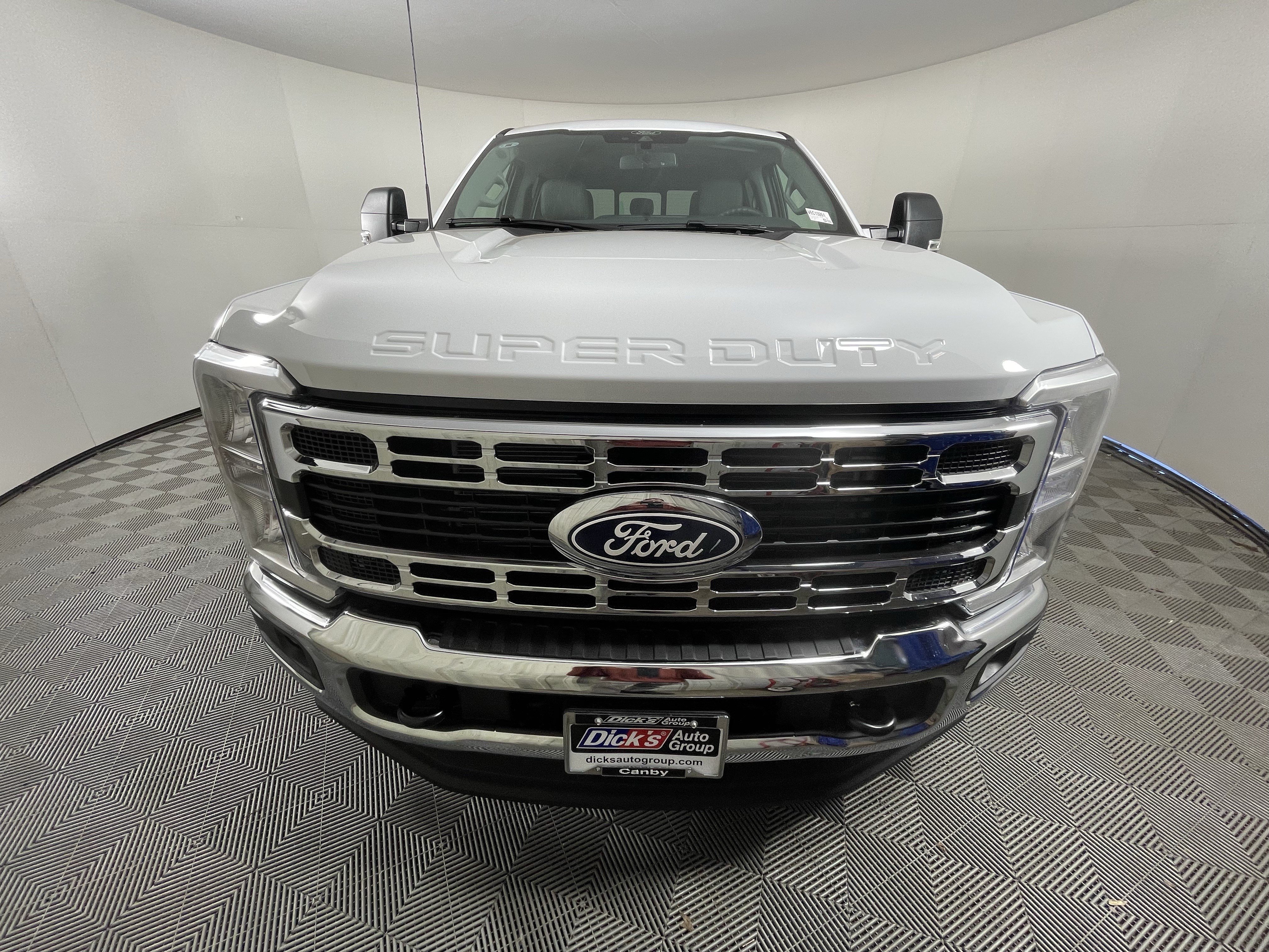 New 2027 Ford F250 XLT w/ FX4 Off-Road Package AWD/4WD image 8
