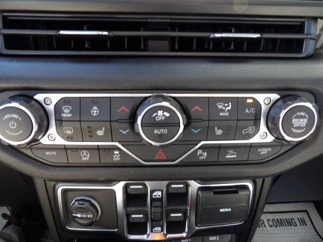 New 2026 Jeep Gladiator Mojave AWD/4WD image 22