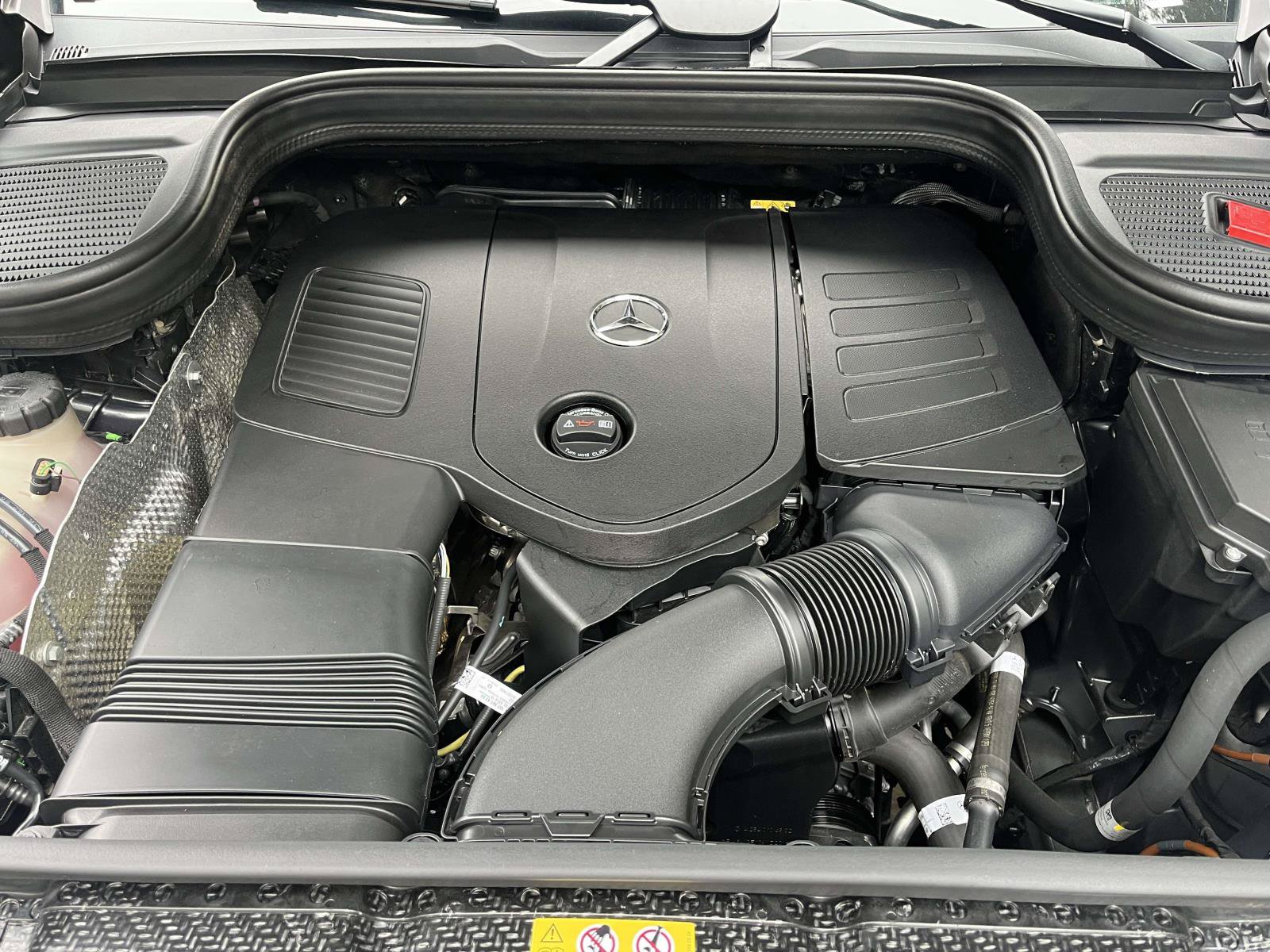 Certified 2025 Mercedes-Benz GLE 350 4MATIC image 60