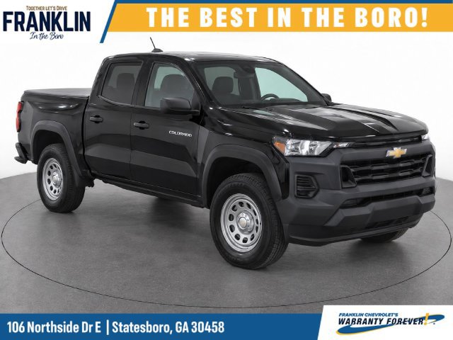 Used 2025 Chevrolet Colorado W/T w/ Advanced Trailering Package RWD image 1