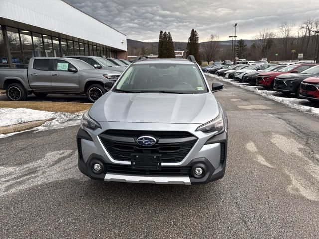Used 2023 Subaru Outback Limited AWD/4WD image 5