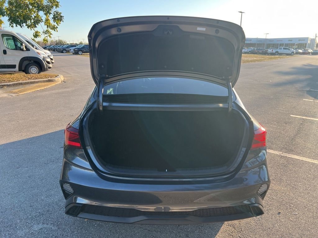 Used 2023 Kia Forte LX image 30