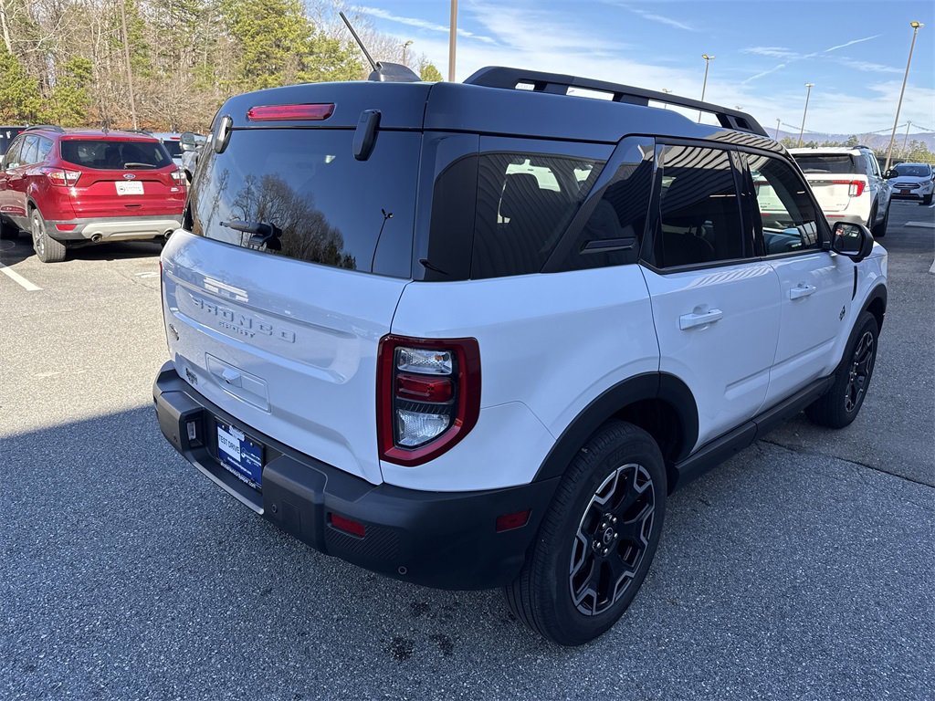 Used 2025 Ford Bronco Sport Outer Banks w/ Outer Banks Tech Package+ image 7