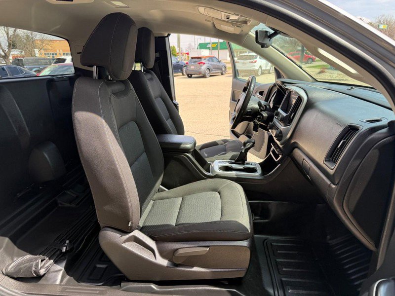 Used 2022 Chevrolet Colorado LT w/ Fleet Safety Package RWD image 10