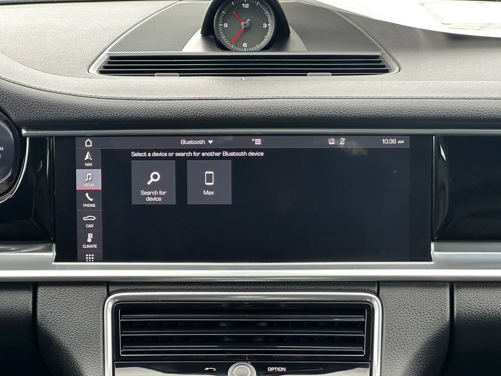 Used 2019 Porsche Panamera 4 image 21