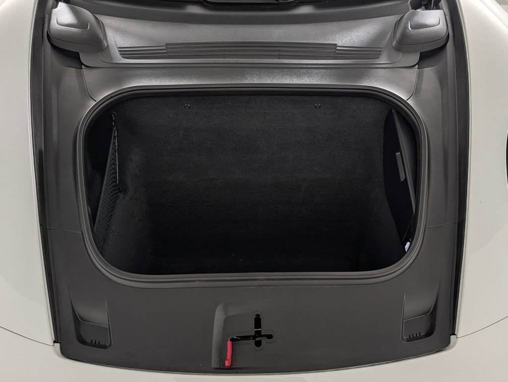 Certified 2022 Porsche 911 Carrera S RWD image 17