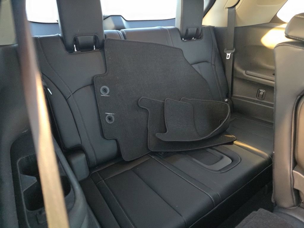 Certified 2023 INFINITI QX60 Luxe w/ Performance Audio Package image 12