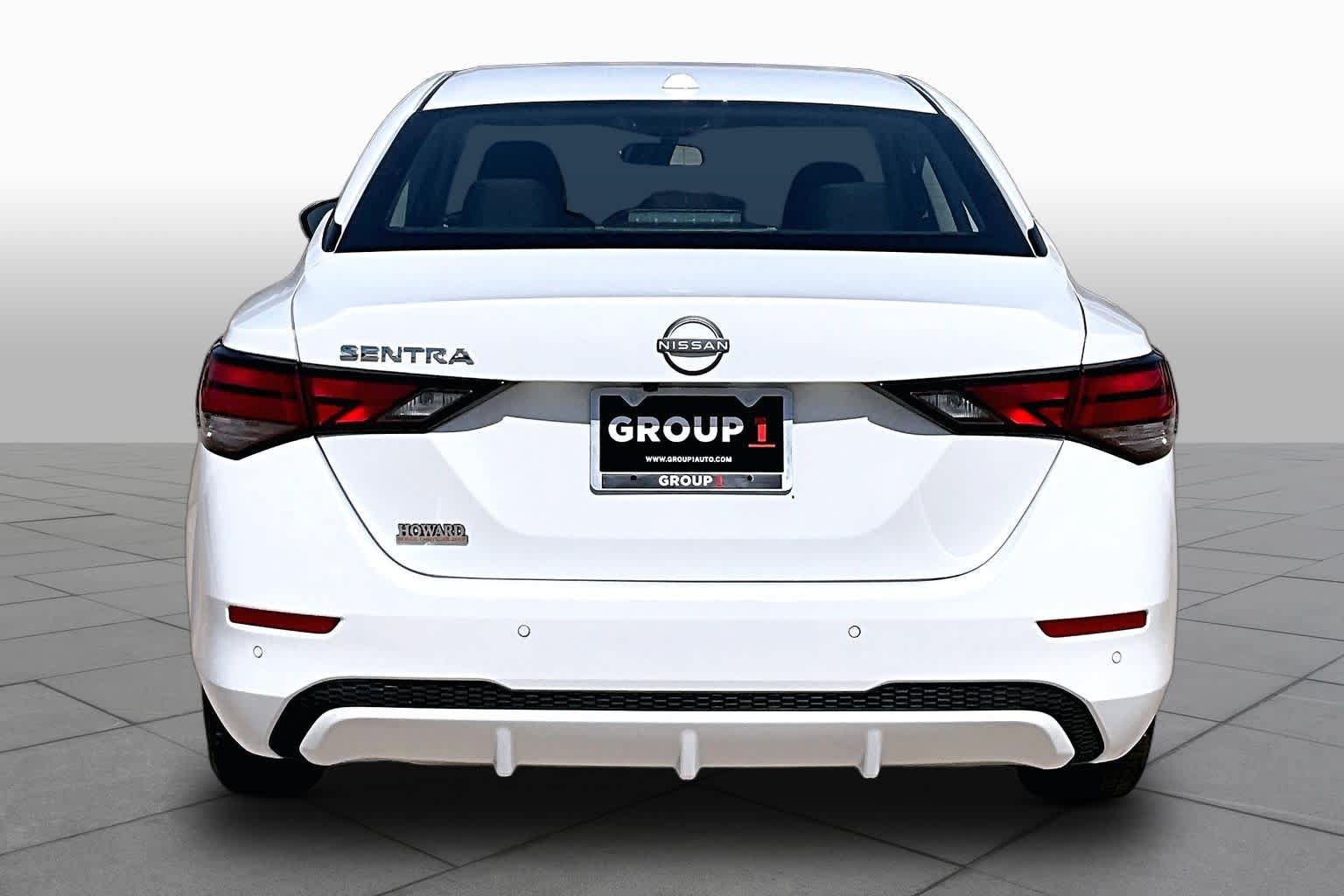 Used 2025 Nissan Sentra SV FWD image 5