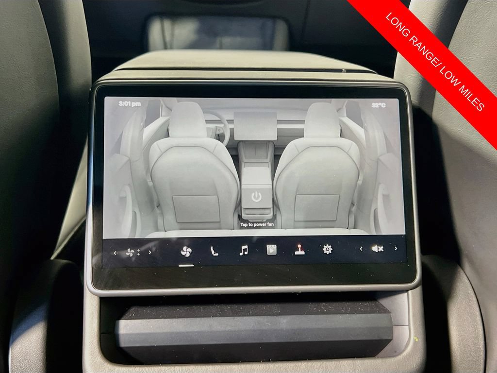 Used 2025 Tesla Model 3 Long Range RWD image 26