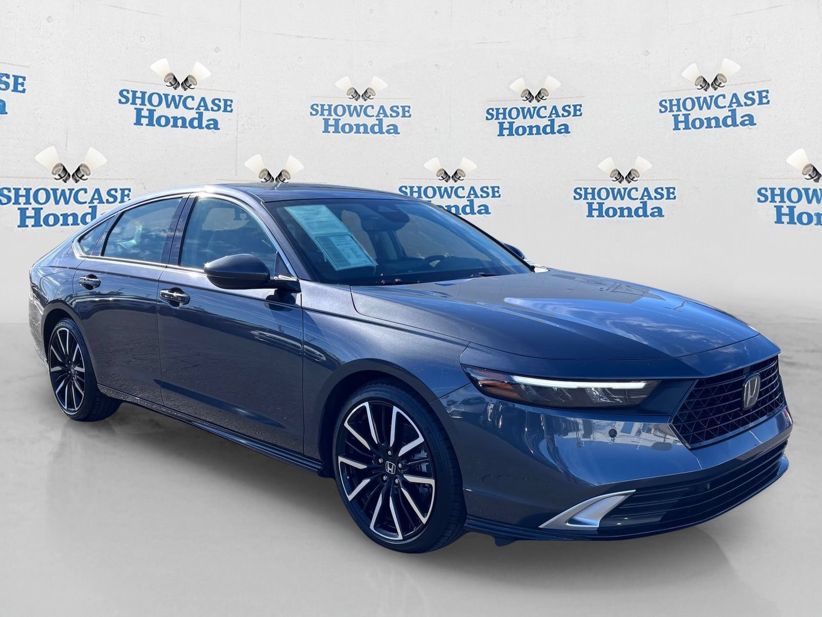 Certified 2025 Honda Accord Touring image 10