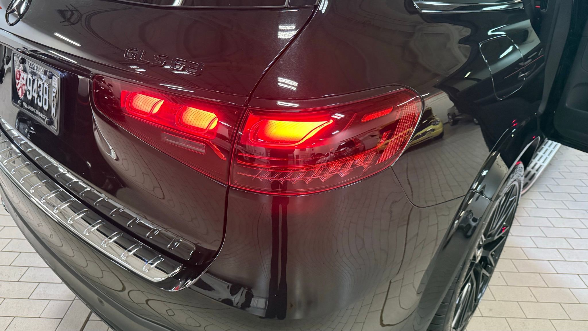 Used 2024 Mercedes-Benz GLS 63 AMG 4MATIC image 52