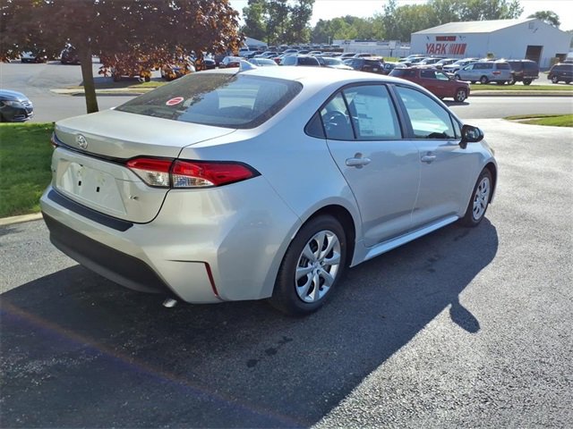 New 2026 Toyota Corolla LE image 5