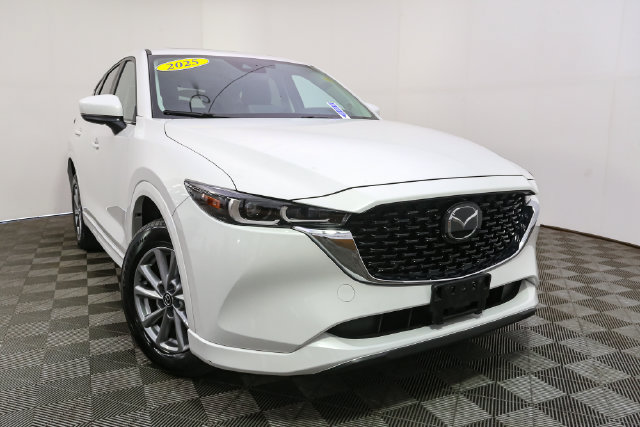 Used 2025 MAZDA CX-5 AWD 2.5 S w/ Preferred Package image 3