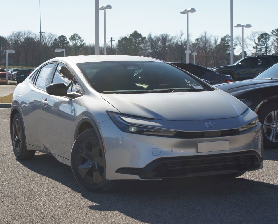 Used 2026 Toyota Prius LE FWD image 14