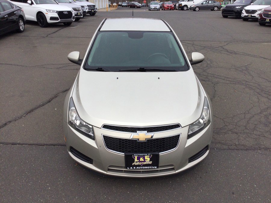 Used 2013 Chevrolet Cruze Eco w/ Enhanced Safety Package image 5