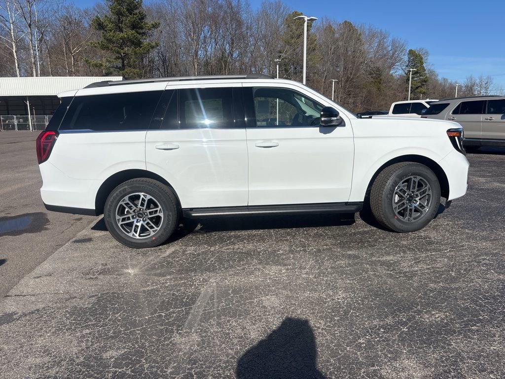 New 2026 Ford Expedition Active image 15