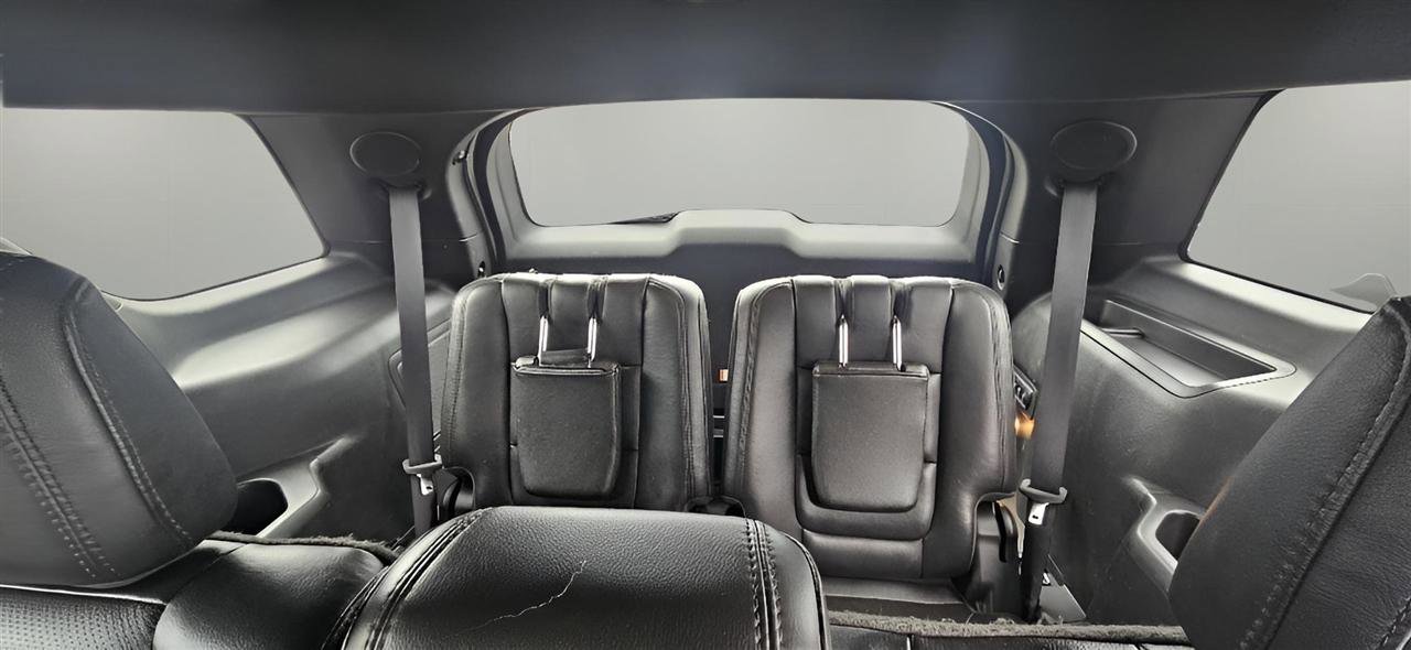 Used 2014 Ford Explorer Limited w/ Equipment Group 302A AWD/4WD image 18